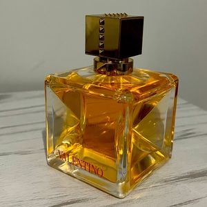 Valentino Voce Viva Eau De PARFUM Spray, 3.4-oz.